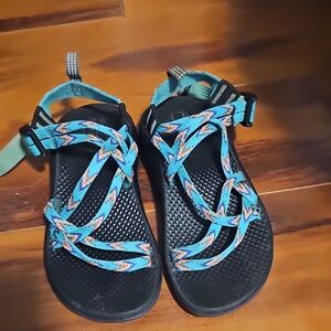 Chacos Girls Size 2